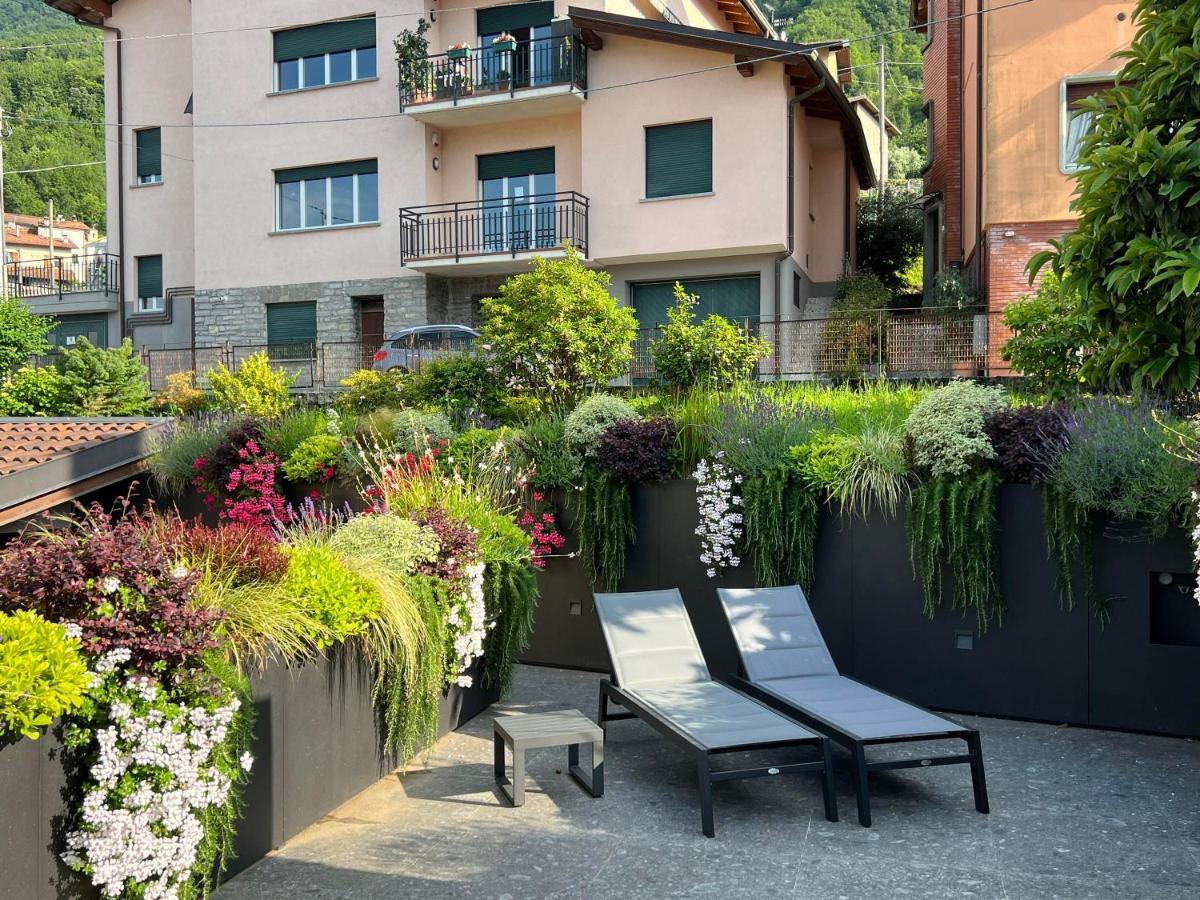 Luxury Lakefront Penthouse Lezzeno Luaran gambar